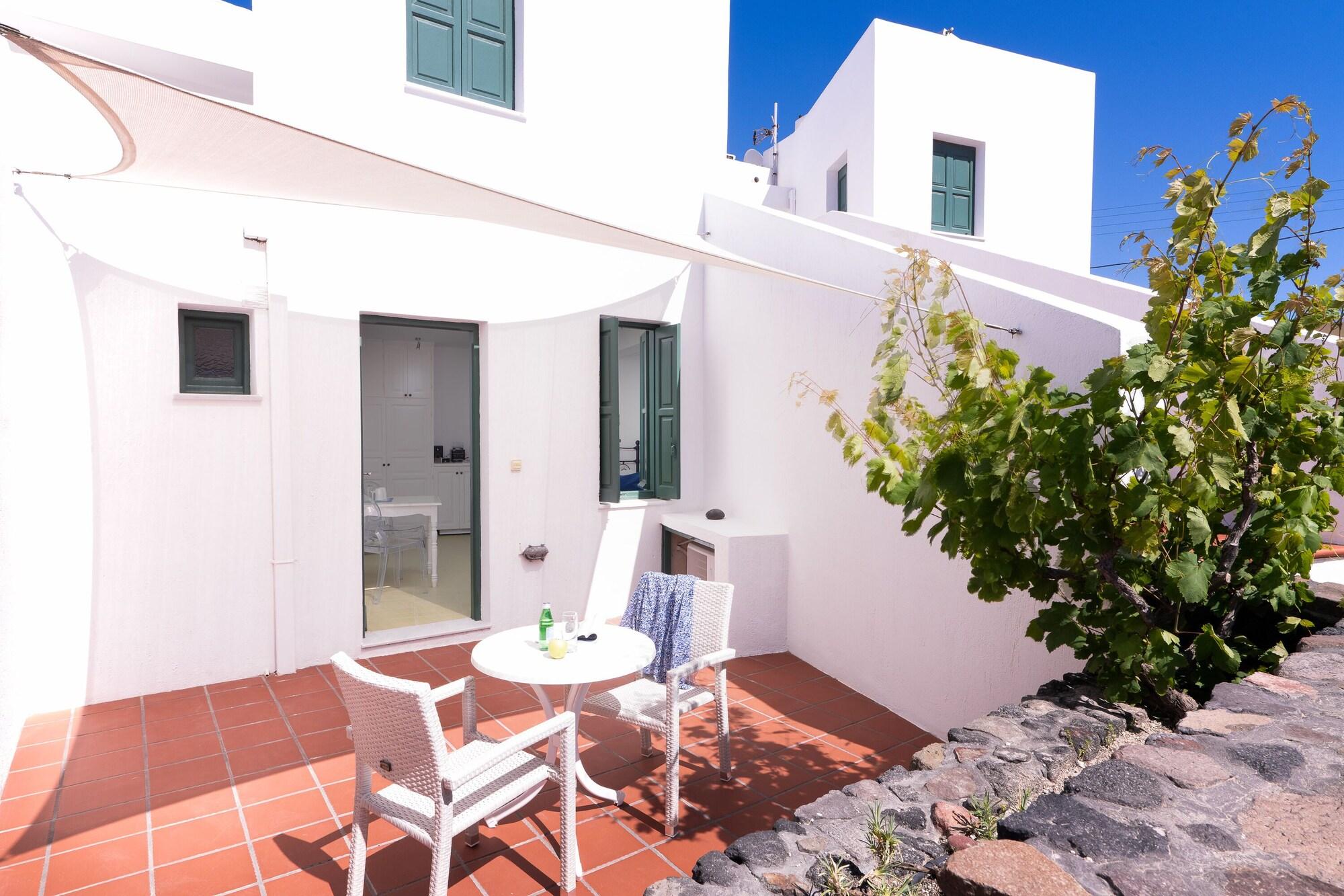 Avant Garde Suites Akrotiri  Exterior photo